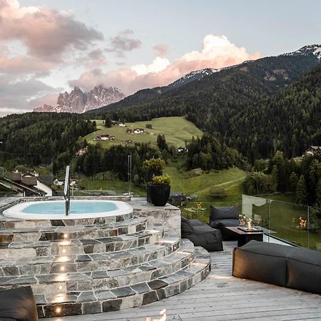 Viel Nois Guest House Funes  Esterno foto