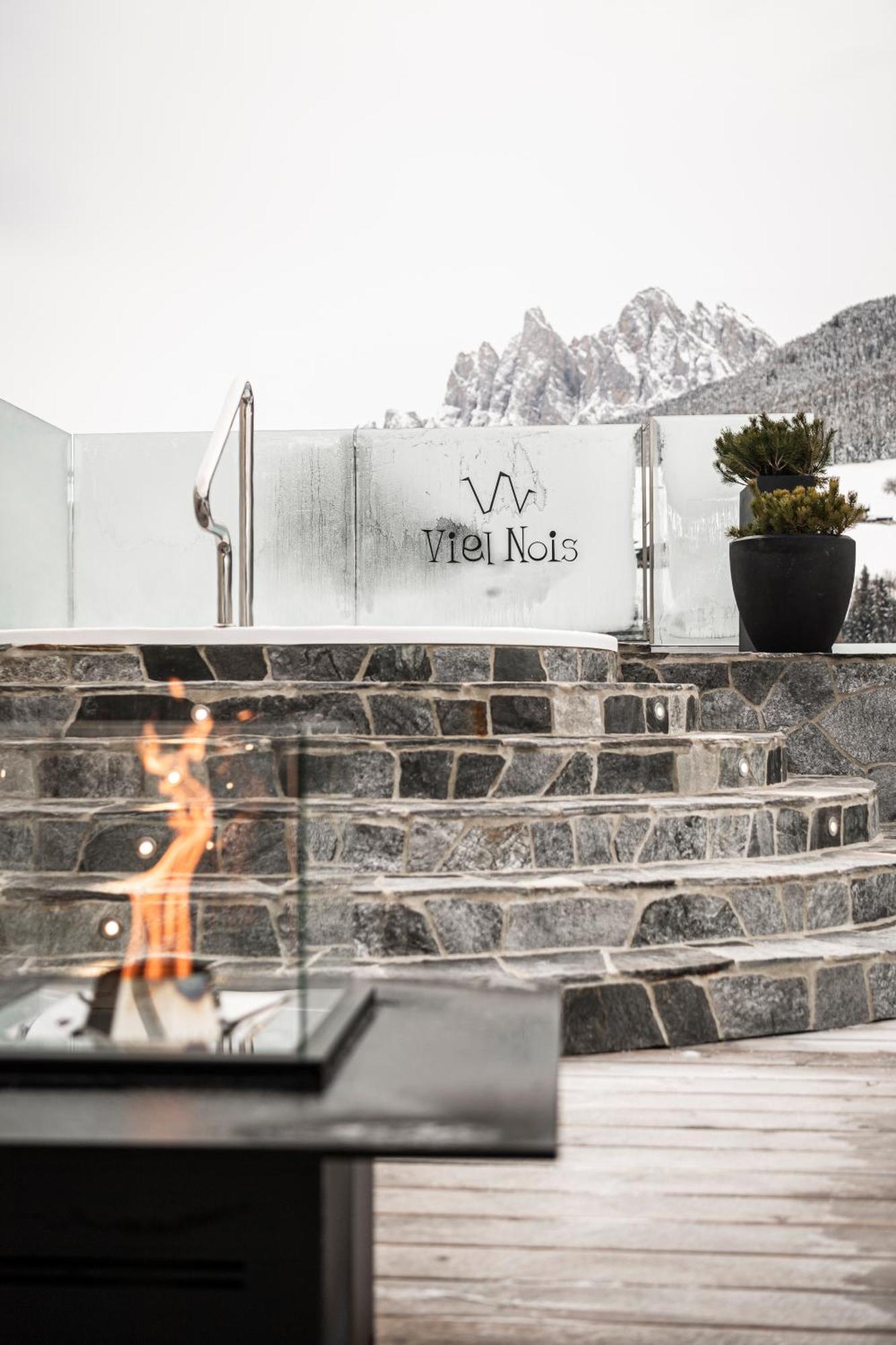Viel Nois Guest House Funes  Esterno foto