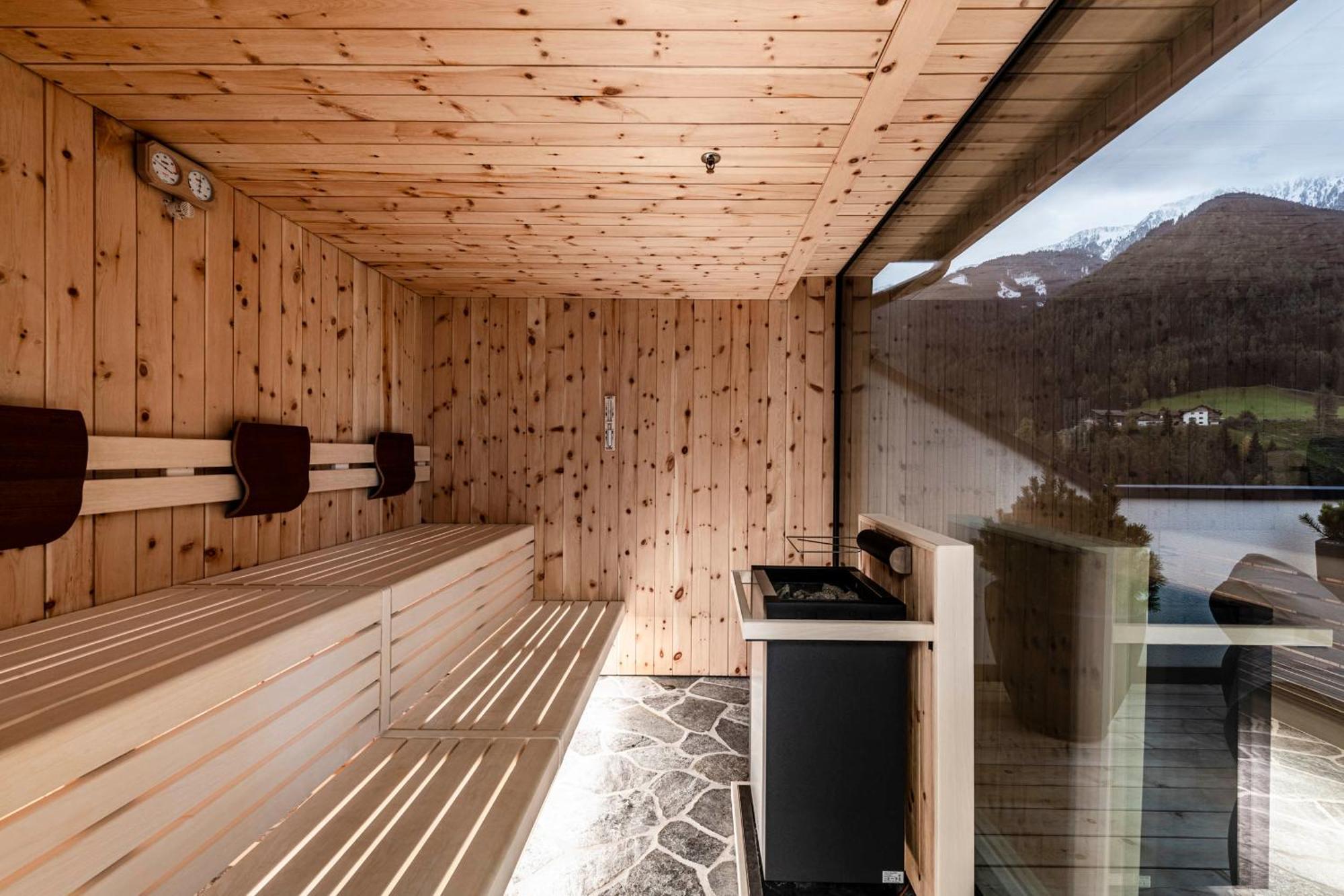 Viel Nois Guest House Funes  Esterno foto