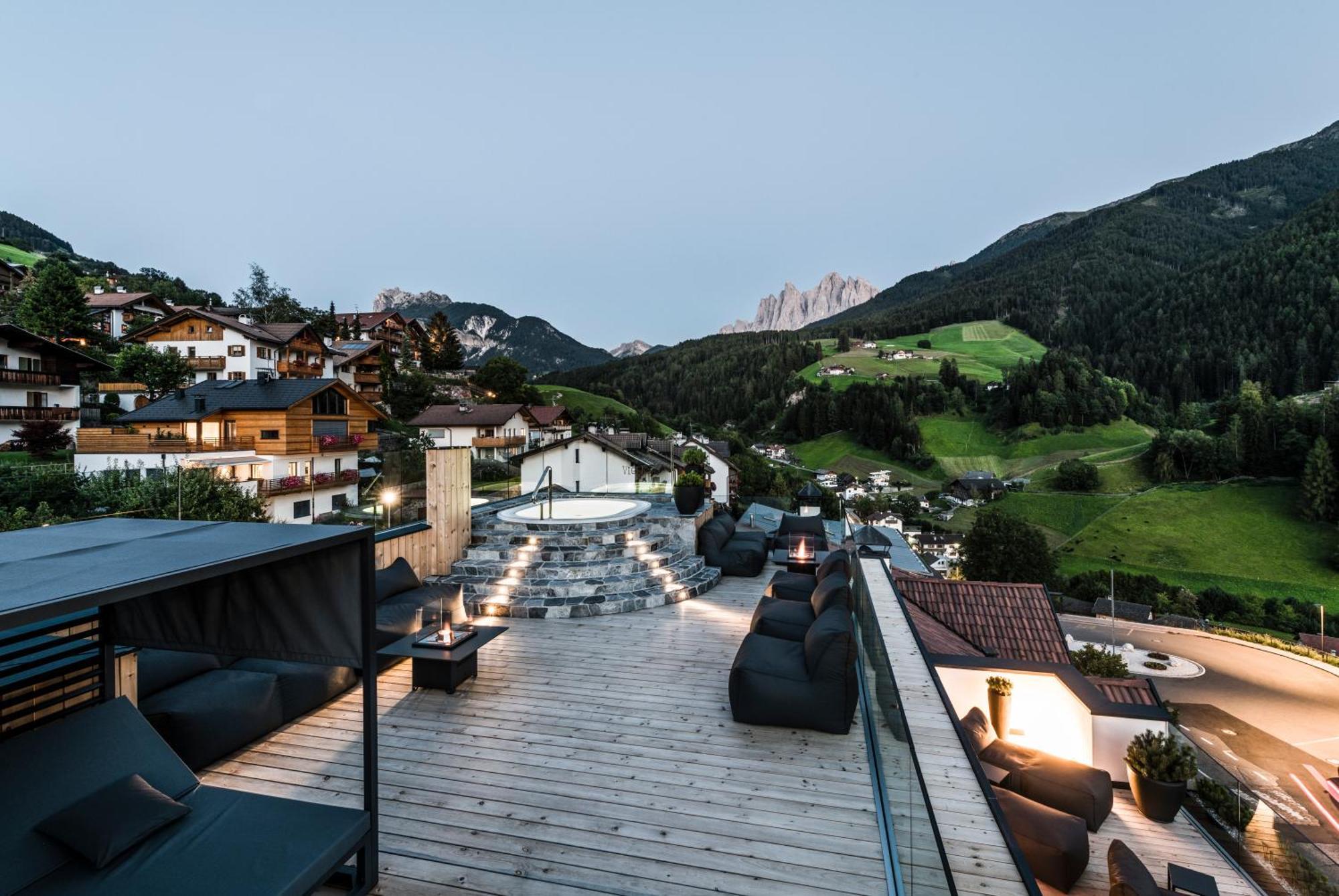 Viel Nois Guest House Funes  Esterno foto