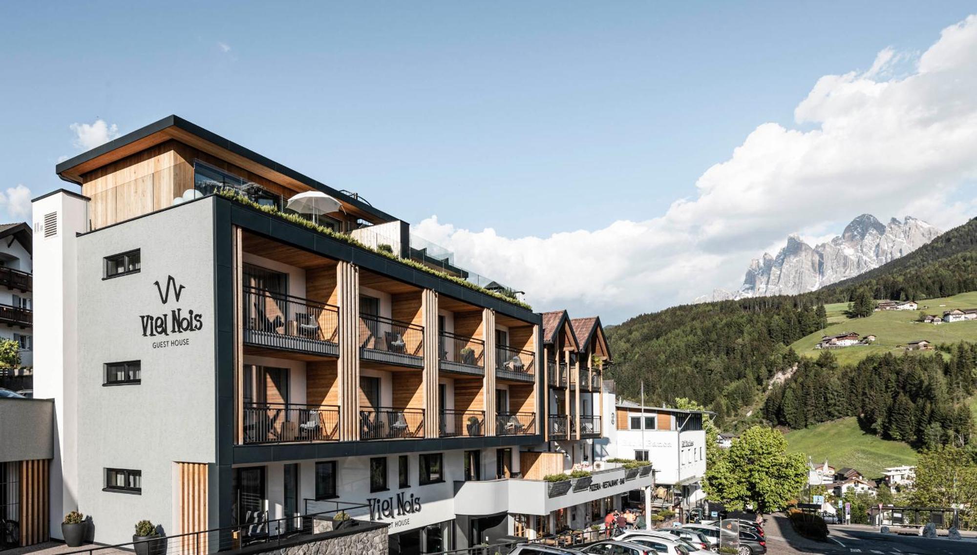 Viel Nois Guest House Funes  Esterno foto